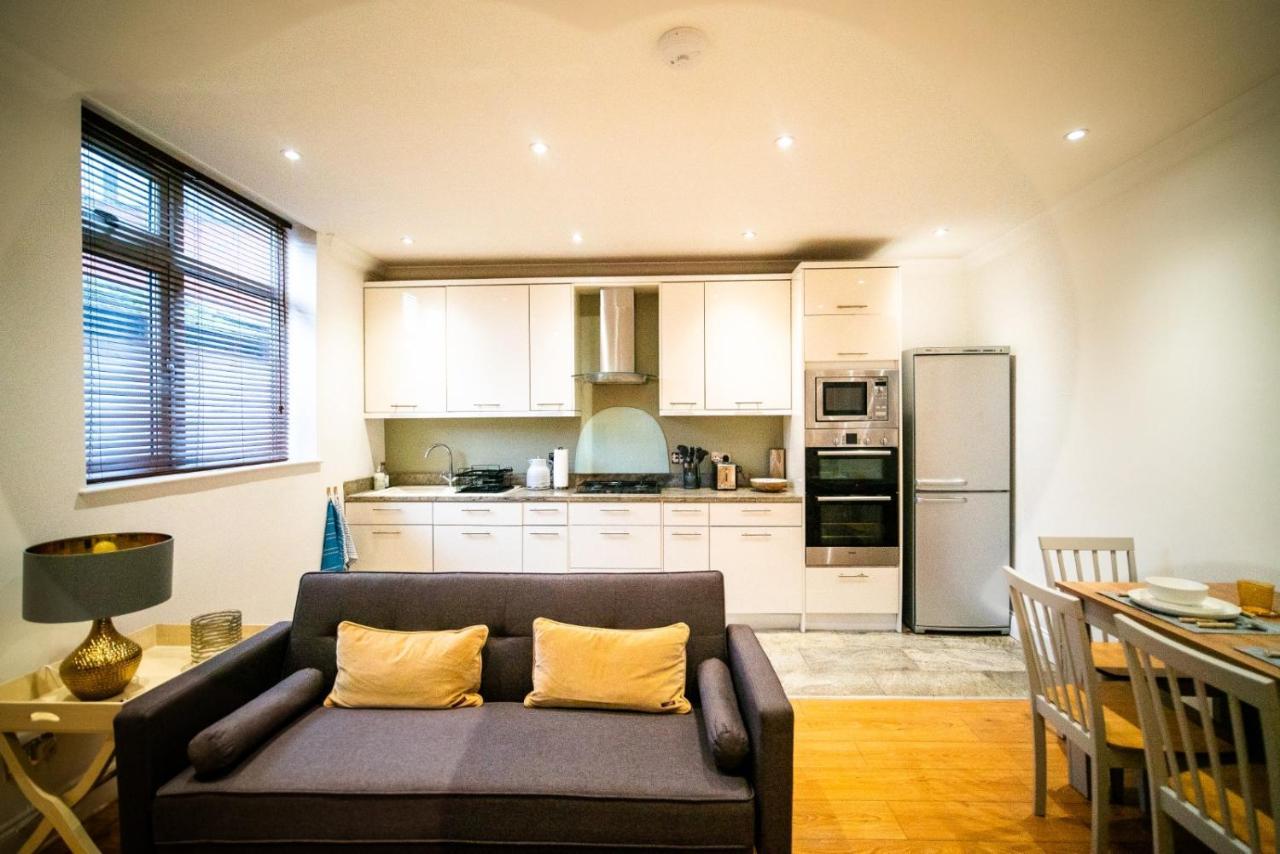 Stay With Serena Homes , One Bedroom Apartment Purley Dış mekan fotoğraf