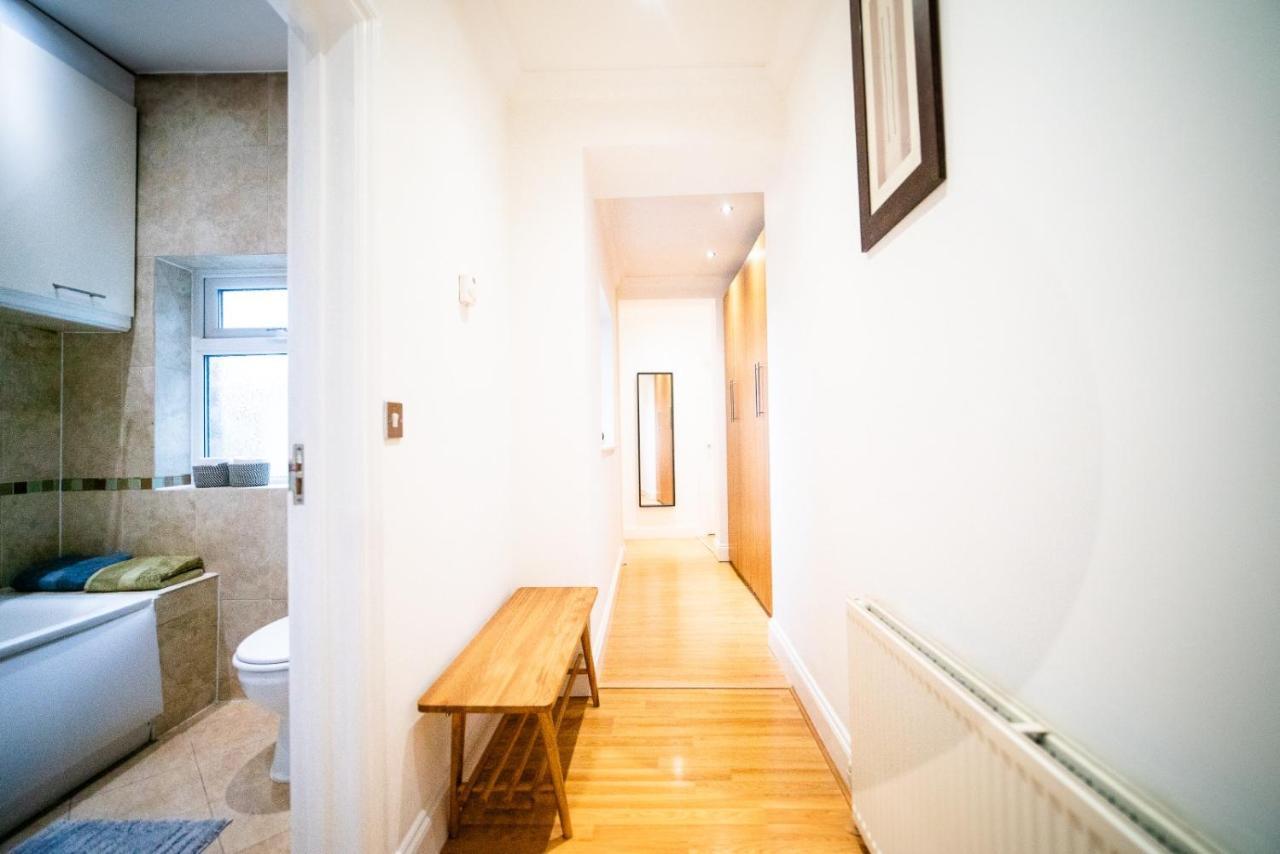 Stay With Serena Homes , One Bedroom Apartment Purley Dış mekan fotoğraf
